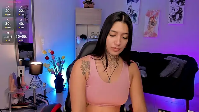 Snapshot of LouaneBourVip chatting on February 2025 11:10:02 AM LouaneBourVip online show from February 2025 11:10:02 AM