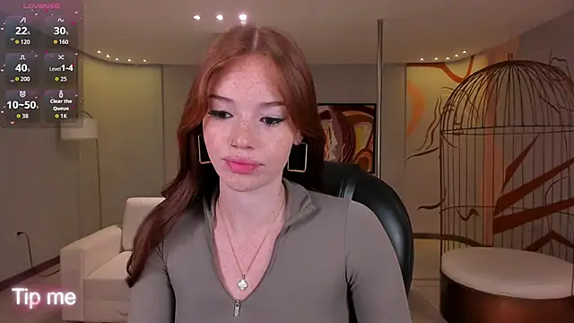 CorinneRusso online show from April 2026 12:43:02 PM