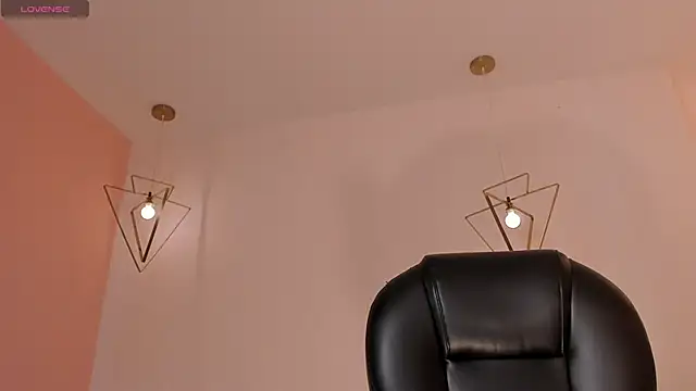 CorinneRusso online show from June 2026 08:32:02 PM
