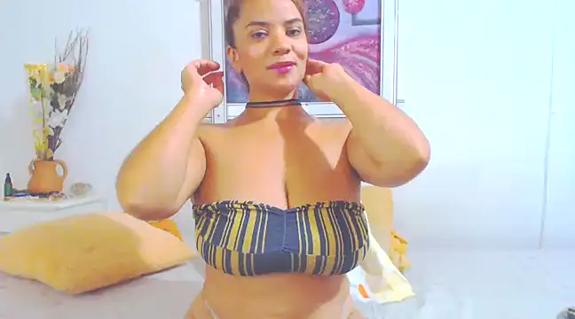 Snapshot of SoniaGresson chatting on March 2025 08:10:02 PM SoniaGresson online show from March 2025 08:10:02 PM