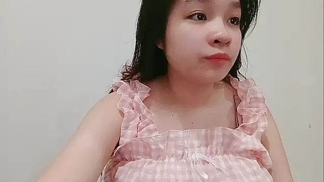 Milajinxi online show from April 2026 01:00:02 AM