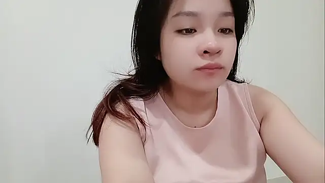 Snapshot of Milajinxi chatting on May 2026 01:14:02 AM Milajinxi online show from May 2026 01:14:02 AM