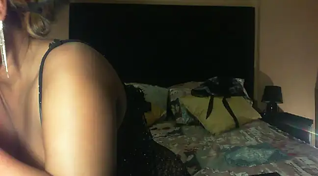 Snapshot of bustyfancybb chatting on December 2024 02:01:02 AM bustyfancybb online show from December 2024 02:01:02 AM