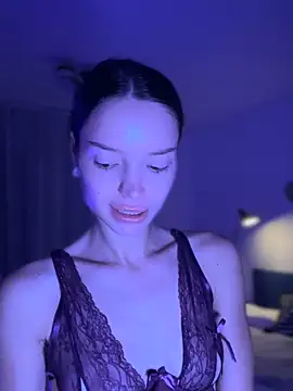 Snapshot of wow_Mia chatting on November 2025 06:02:02 AM wow Mia online show from November 2025 06:02:02 AM