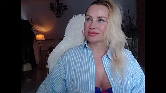 eyesangel22 online show from December 2024 10:42:02 AM