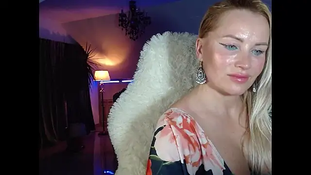 eyesangel22 online show from December 2024 03:31:02 PM