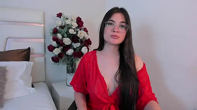 CamilaSofiia online show from February 2025 07:38:02 PM