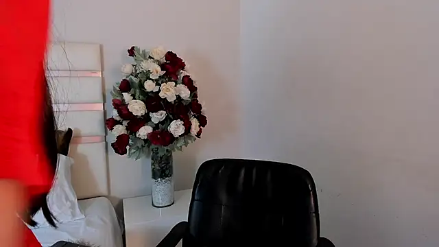 CamilaSofiia online show from February 2025 01:57:01 AM