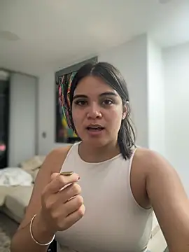 Snapshot of CamilaSofiia chatting on June 2026 02:24:02 AM CamilaSofiia online show from June 2026 02:24:02 AM