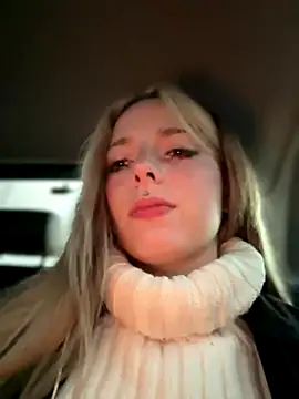 LoraaDoll online show from September 2025 03:49:01 PM