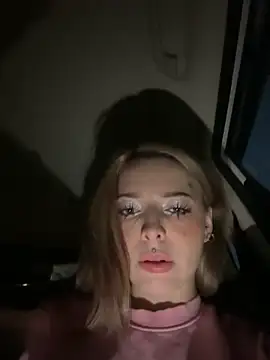 LoraaDoll online show from November 2025 02:38:02 PM