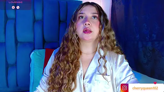 Cherryyquen online show from January 2025 04:10:01 PM