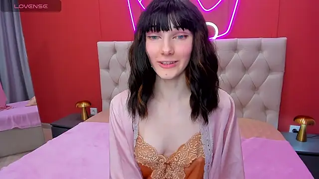 Lili flowerr online show from January 2025 04:10:01 PM