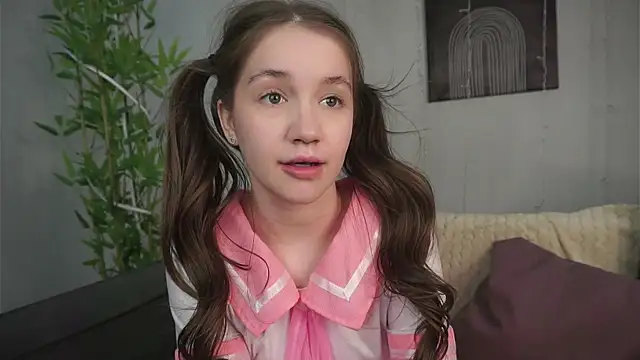 AmiLewis online show from February 2025 07:15:02 AM