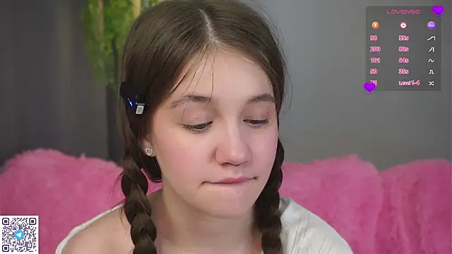 AmiLewis online show from March 2025 07:14:02 AM