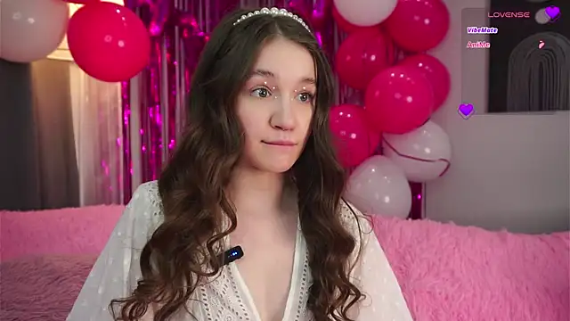 AmiLewis online show from March 2025 01:32:02 AM