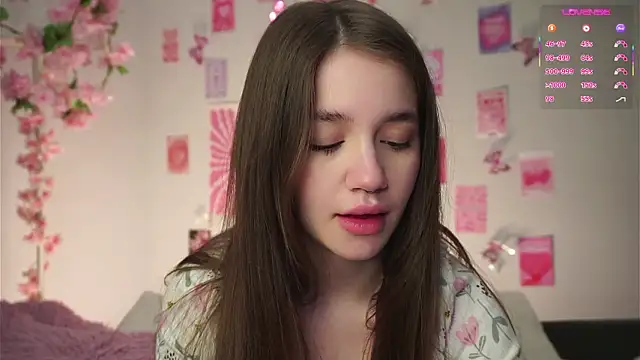 Snapshot of AmiLewis chatting on February 2026 01:26:02 AM AmiLewis online show from February 2026 01:26:02 AM