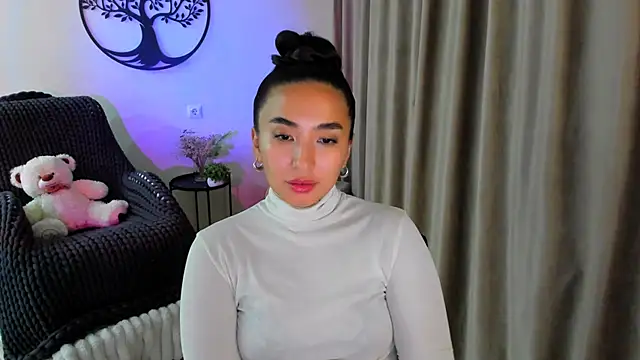 worldofkim online show from November 2025 05:24:01 PM