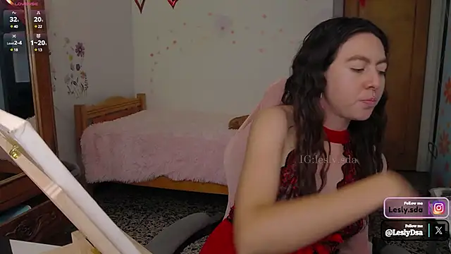 Snapshot of leslyyu chatting on February 2025 06:15:02 PM leslyyu online show from February 2025 06:15:02 PM