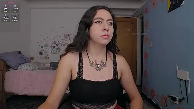 Snapshot of leslyyu chatting on September 2025 02:17:01 PM leslyyu online show from September 2025 02:17:01 PM