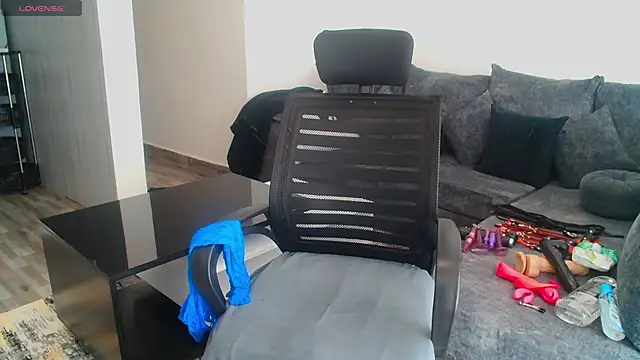 Snapshot of yummy_sweet_caramel chatting on May 2026 06:51:02 AM yummy sweet caramel online show from May 2026 06:51:02 AM