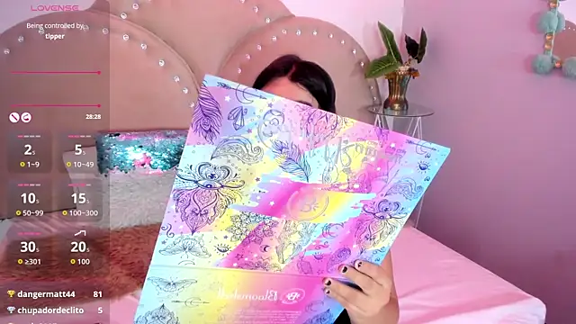 Miia Thompsonn online show from April 2026 03:44:02 AM