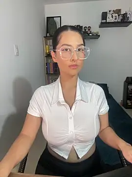 sofi johansson online show from March 2025 05:35:01 AM