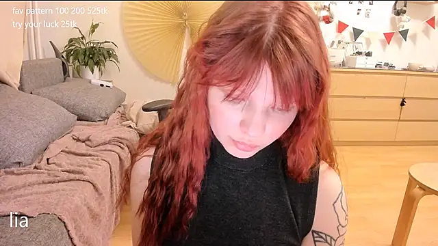 lil lia online show from March 2026 09:52:01 PM