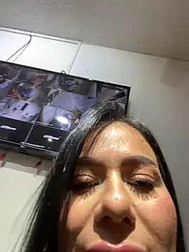 Miah gomez  online show from February 2026 10:47:02 PM