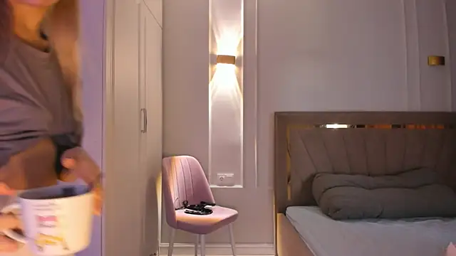 heemia online show from April 2026 02:04:01 AM