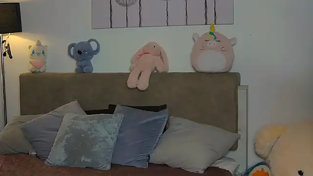 CassKiera online show from November 2025 05:57:02 AM