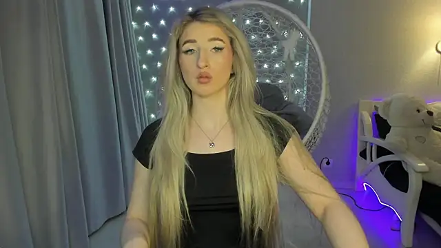 Snapshot of milky_waybaby chatting on September 2025 03:06:02 PM milky waybaby online show from September 2025 03:06:02 PM