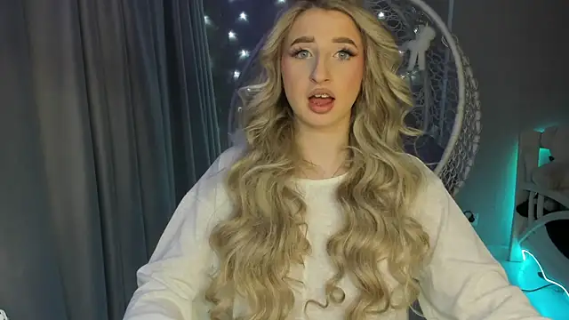 Snapshot of milky_waybaby chatting on October 2025 07:31:01 PM milky waybaby online show from October 2025 07:31:01 PM