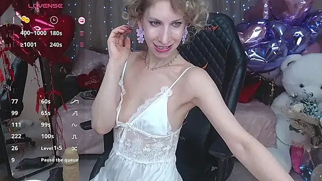 Snapshot of AdrianaSea chatting on March 2025 02:55:01 PM AdrianaSea online show from March 2025 02:55:01 PM