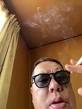 punk0805 online show from May 2026 02:39:01 AM