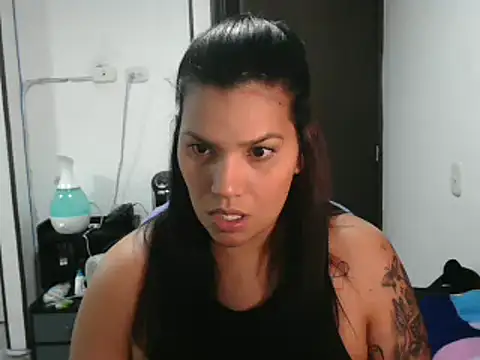 CarolinaRincon online show from March 2025 03:08:01 AM