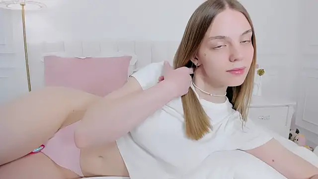 BELLALIMA online show from March 2026 02:28:01 AM