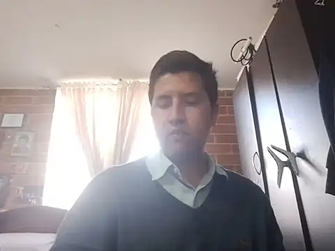 greeneyes999999999999 online show from October 2025 08:31:02 PM