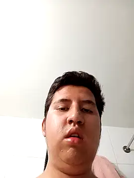 greeneyes999999999999 online show from April 2026 10:40:02 PM