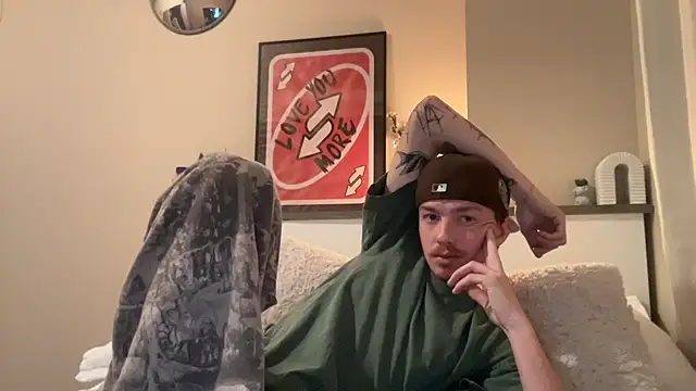 Snapshot of younghungginger chatting on December 2024 11:40:01 PM younghungginger online show from December 2024 11:40:01 PM