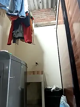 AlejoKhalifa  online show from November 2025 10:37:01 AM