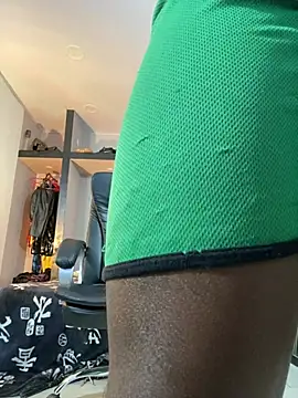 Snapshot of AlejoKhalifa_ chatting on July 2026 11:34:01 AM AlejoKhalifa online show from July 2026 11:34:01 AM