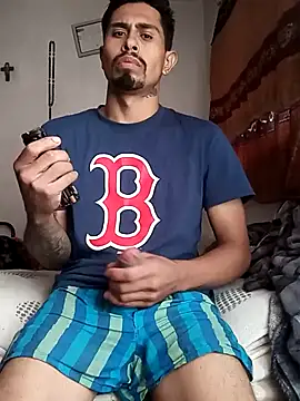 Snapshot of pene_latinoriico chatting on January 2025 04:35:01 PM pene latinoriico online show from January 2025 04:35:01 PM