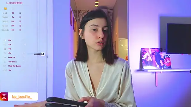 Snapshot of Vostok-6 chatting on February 2025 10:53:01 AM Vostok-6 online show from February 2025 10:53:01 AM