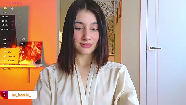 Snapshot of Vostok-6 chatting on February 2025 10:05:02 AM Vostok-6 online show from February 2025 10:05:02 AM