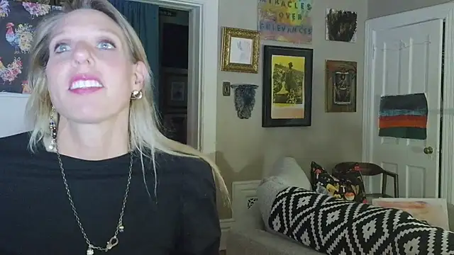 Glamazonx online show from April 2026 05:52:01 AM