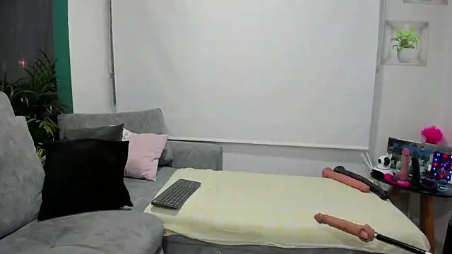 larossasexy online show from October 2025 11:01:02 PM