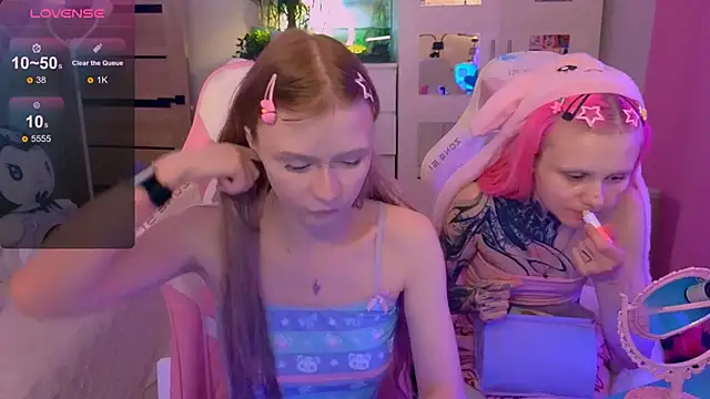 Britney Lynch online show from October 2025 01:20:02 AM