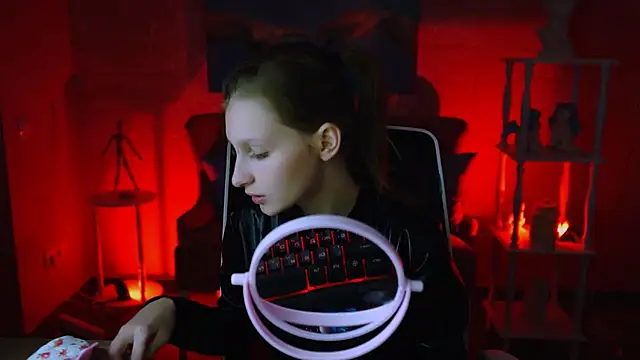 EllaHorton online show from February 2025 05:56:01 AM