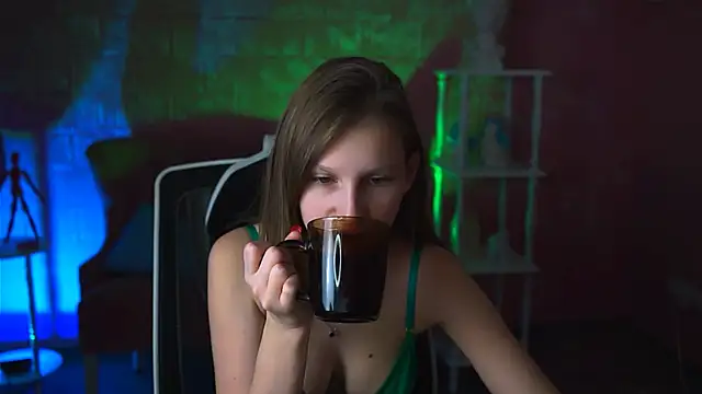 EllaHorton online show from March 2025 06:16:02 AM